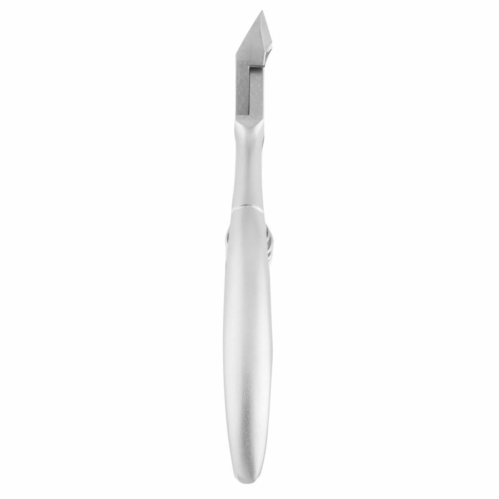 Купите кусачки Nippon Nippers N-02S-7 для кутикулы.