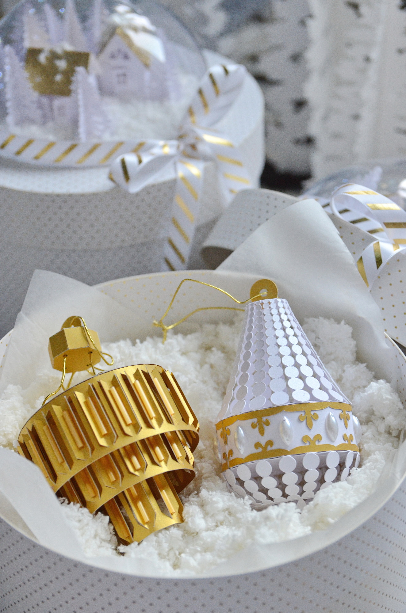 Елочные игрушки Люстры