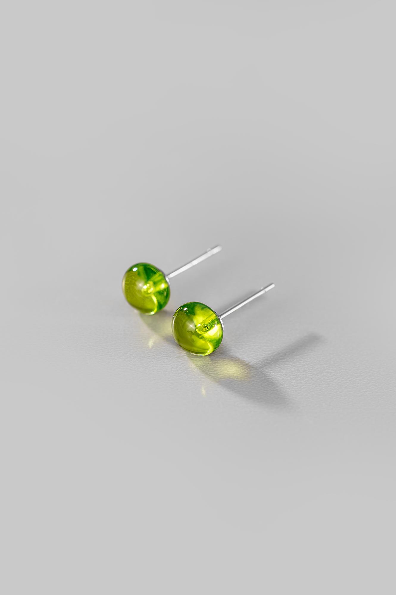 Пусеты "Прозрачные"/цвет  лайм