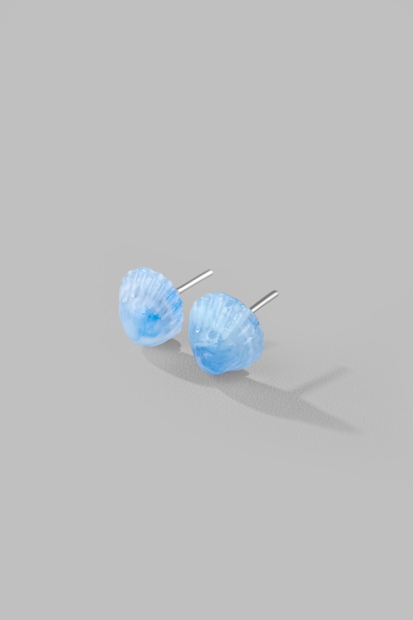 Пусеты "Ракушка"/ цвет бело-голубой