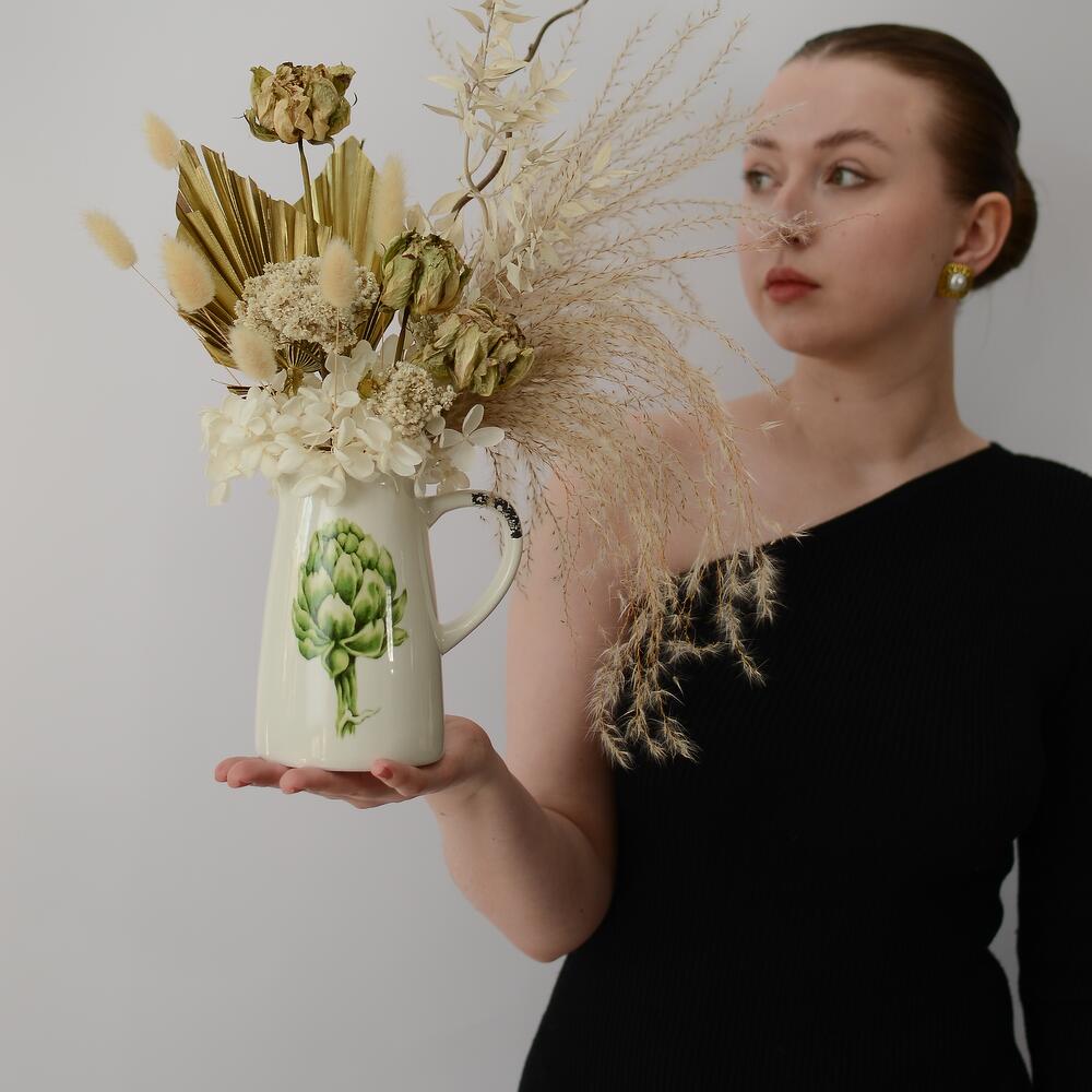 Кувшин с сухоцветами