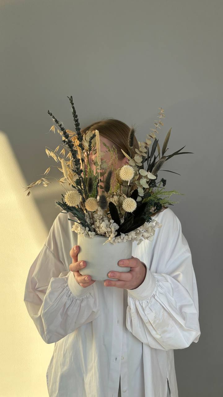 Композиция из сухоцветов