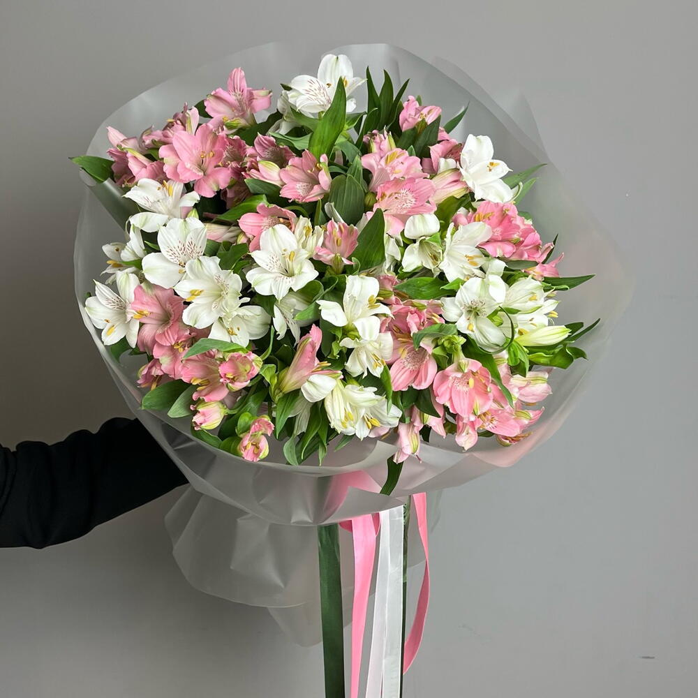 Монобукет из 21 белой/розовой альстромерии