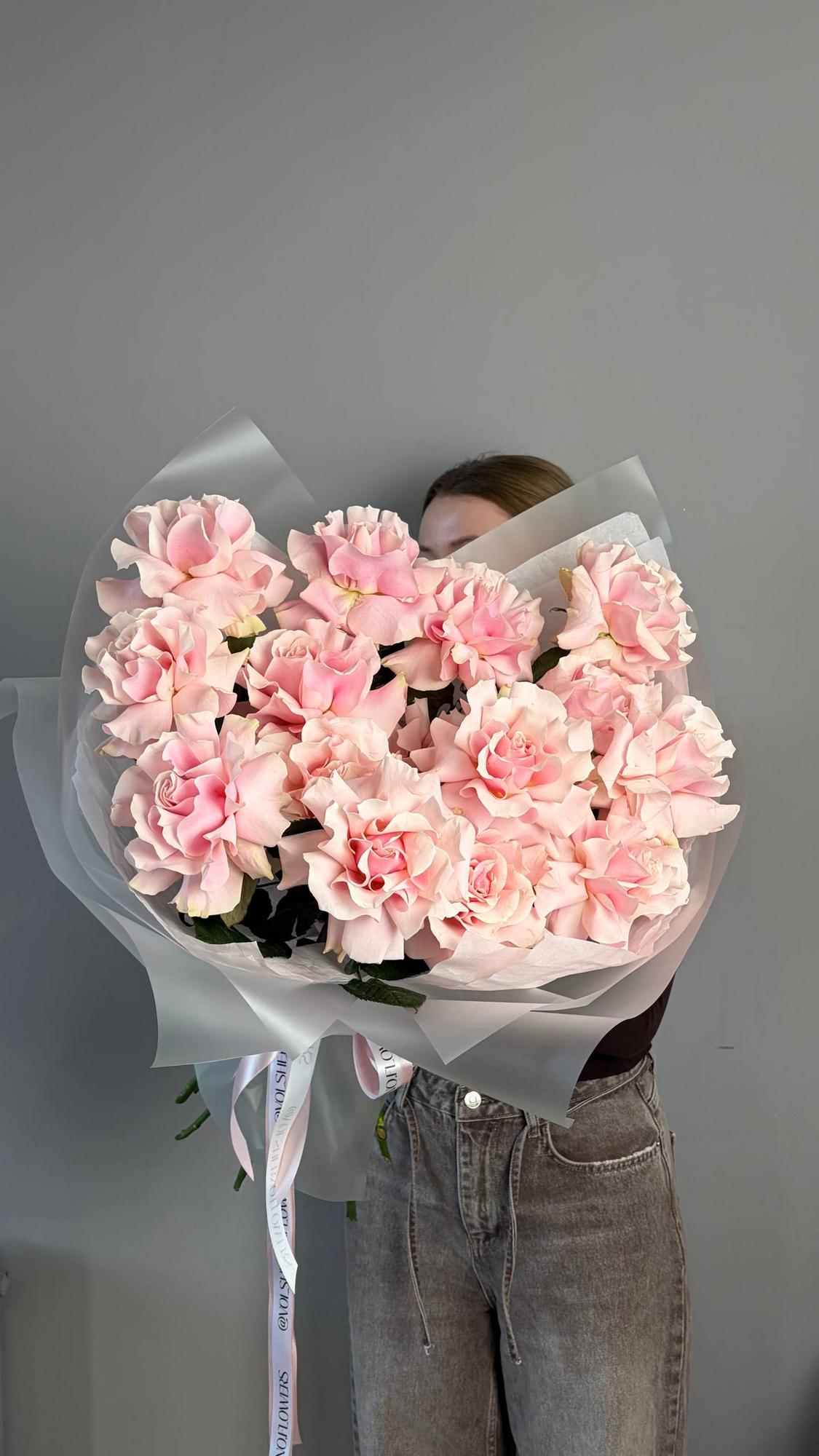 Монобукет из 15 розовых французских роз