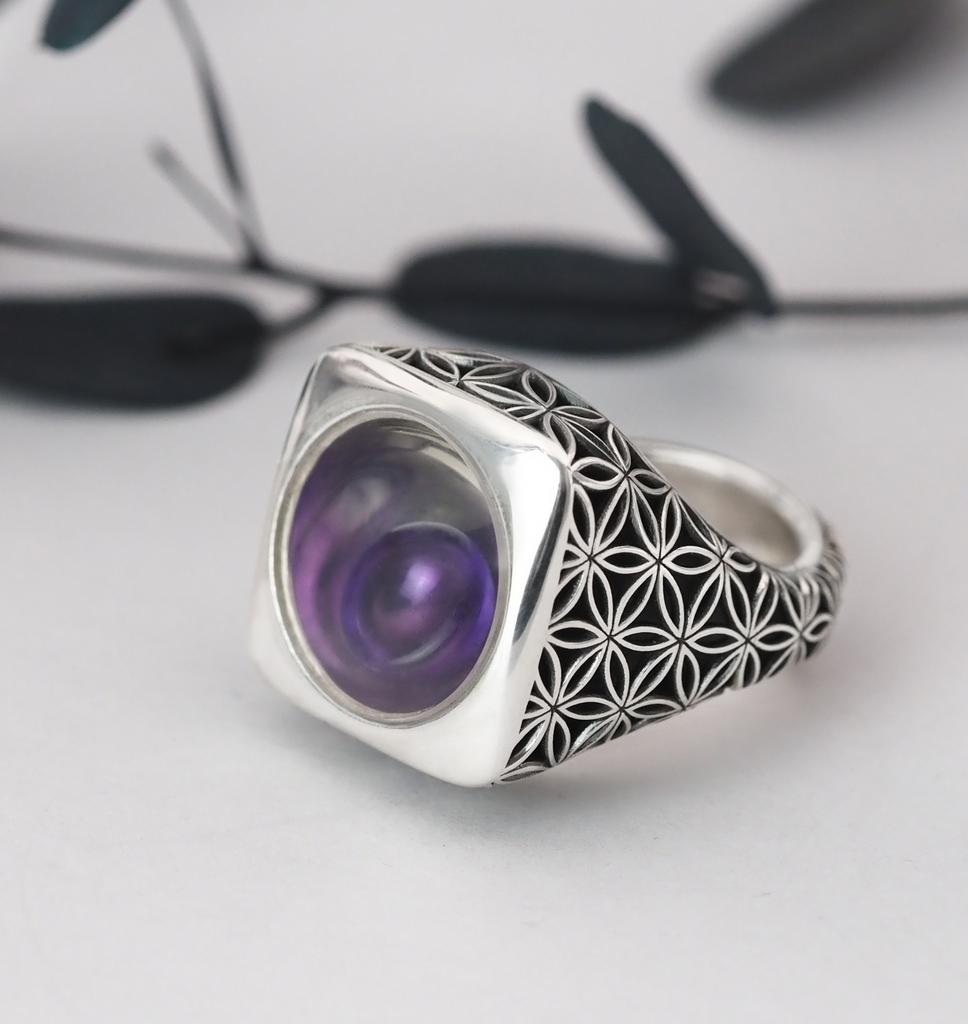 Кольцо "Холи" квадратное