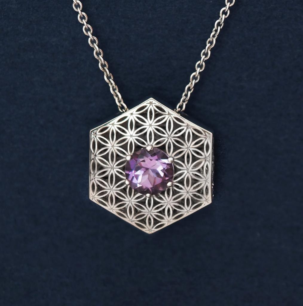 Чокер Искра многоугольник