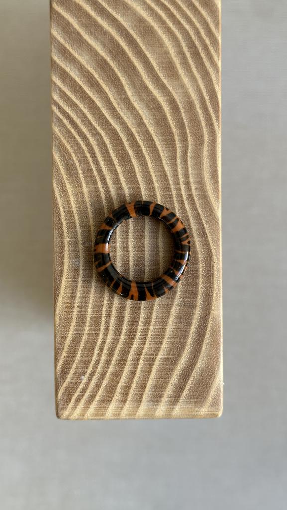 Кольцо из фарфора  Тигр