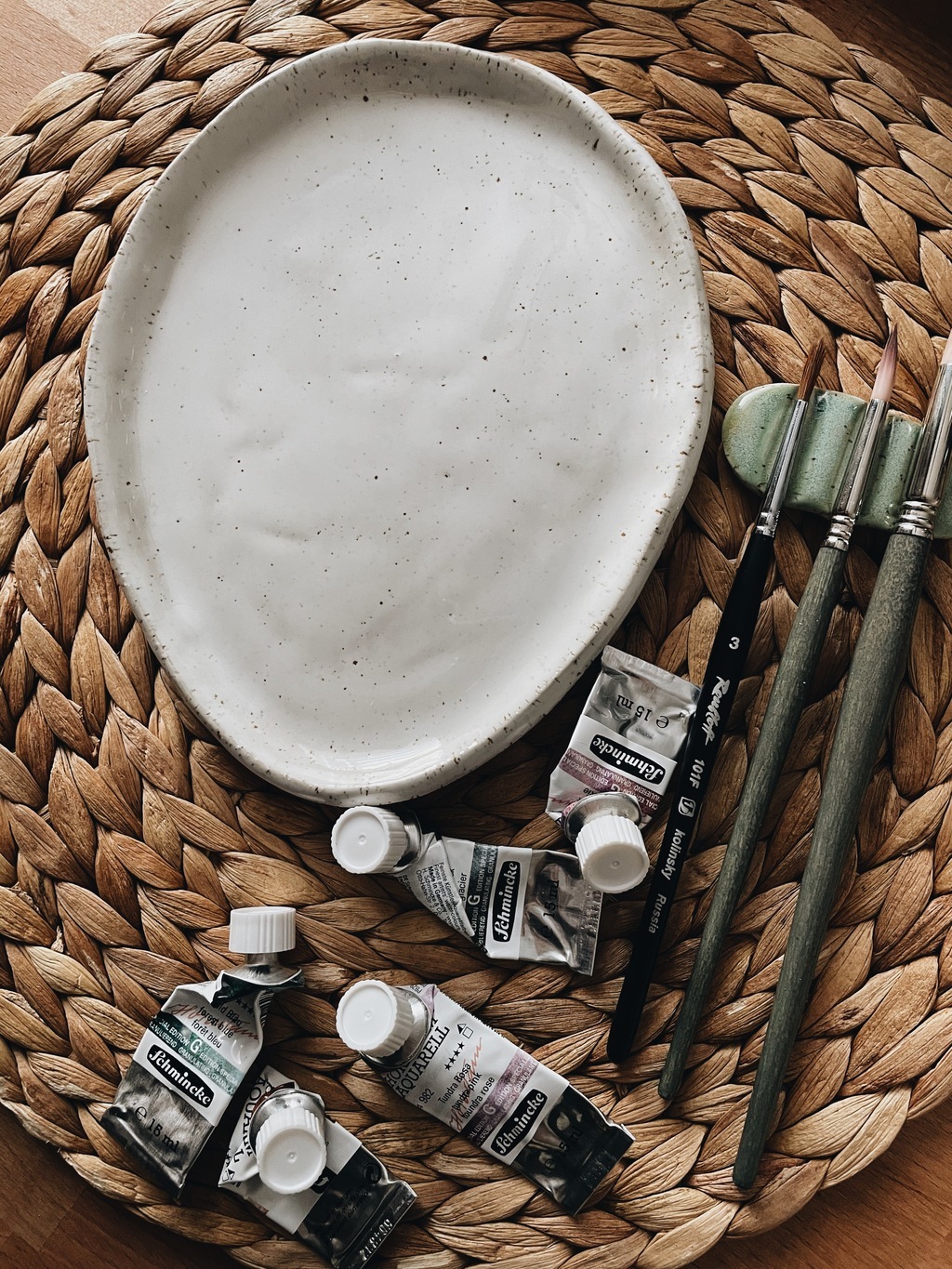 Небольшая керамическая палитра