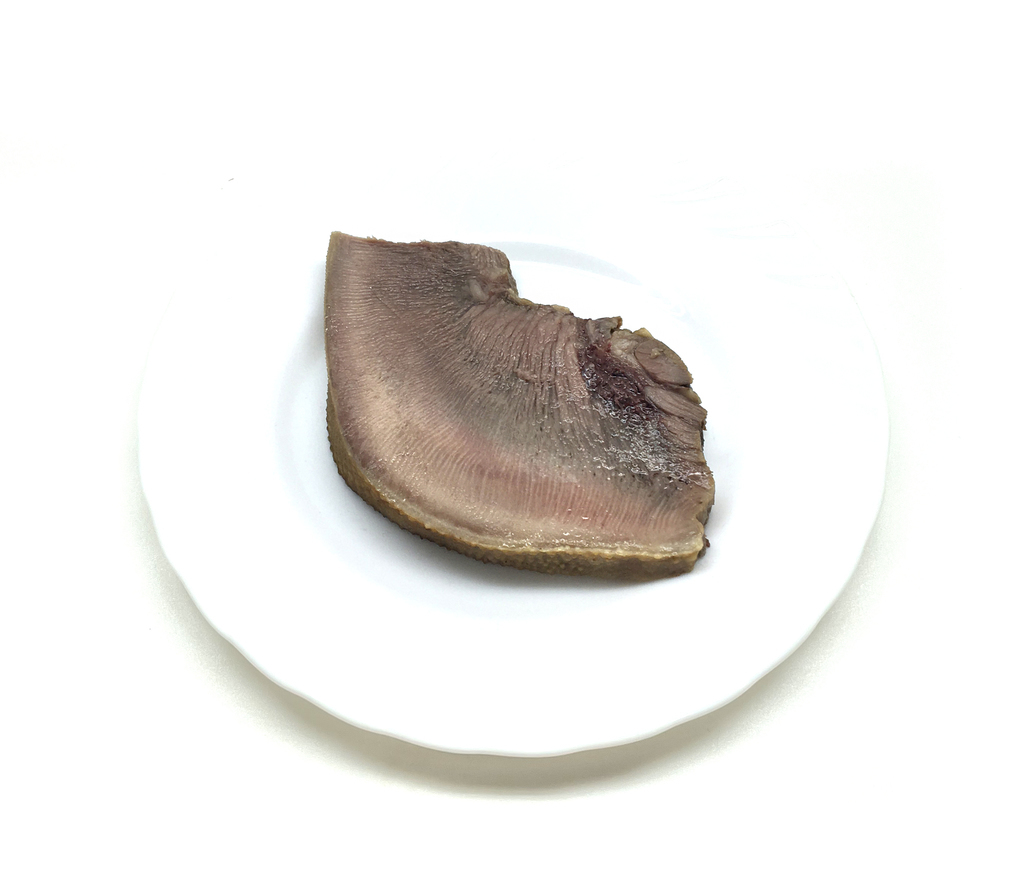 Язык говяжий отварной