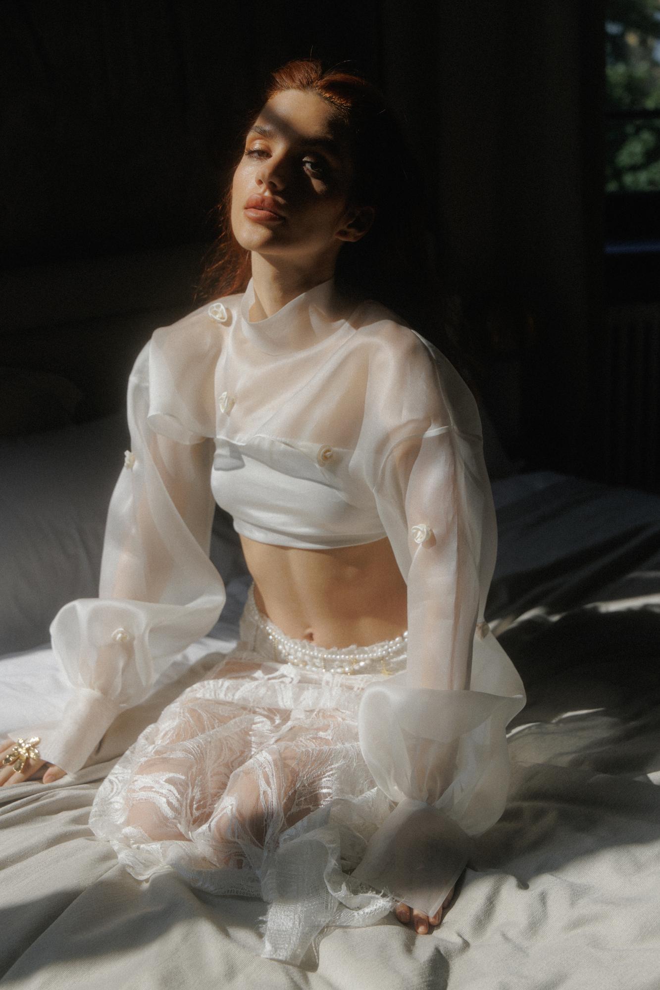 Блуза Lia с розами