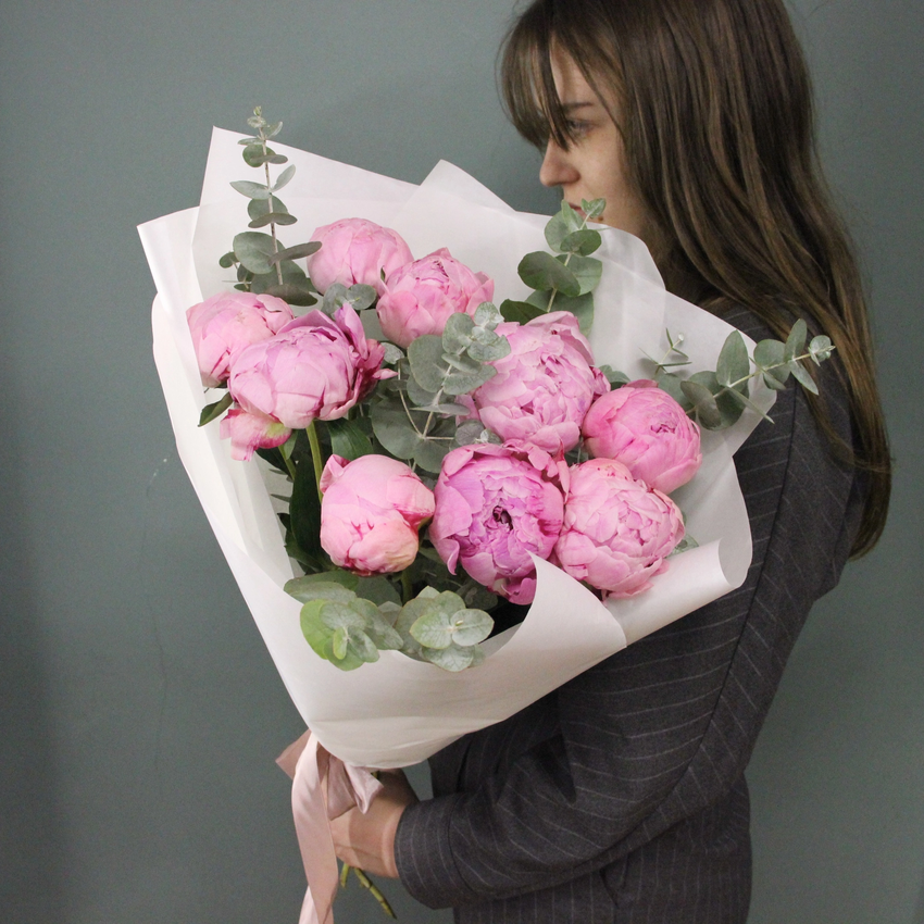 Букет пионов с доставкой вид 1
