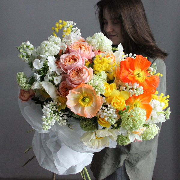 букет с маками и сиренью вид 4