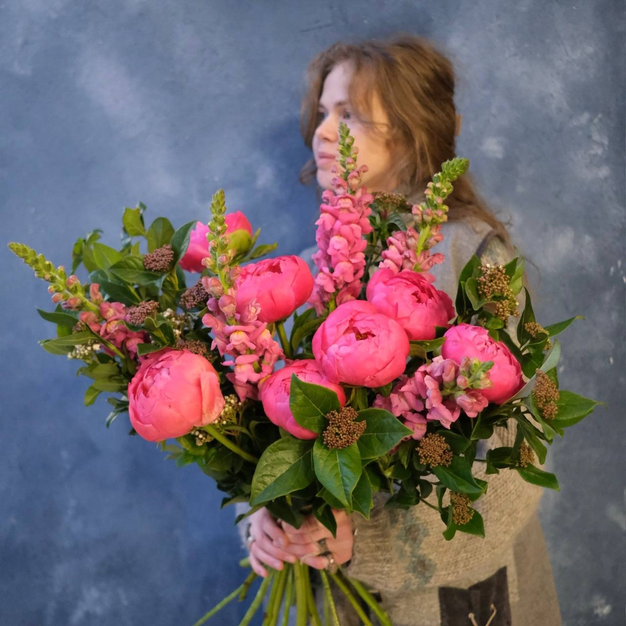 Пионы и львиный зев