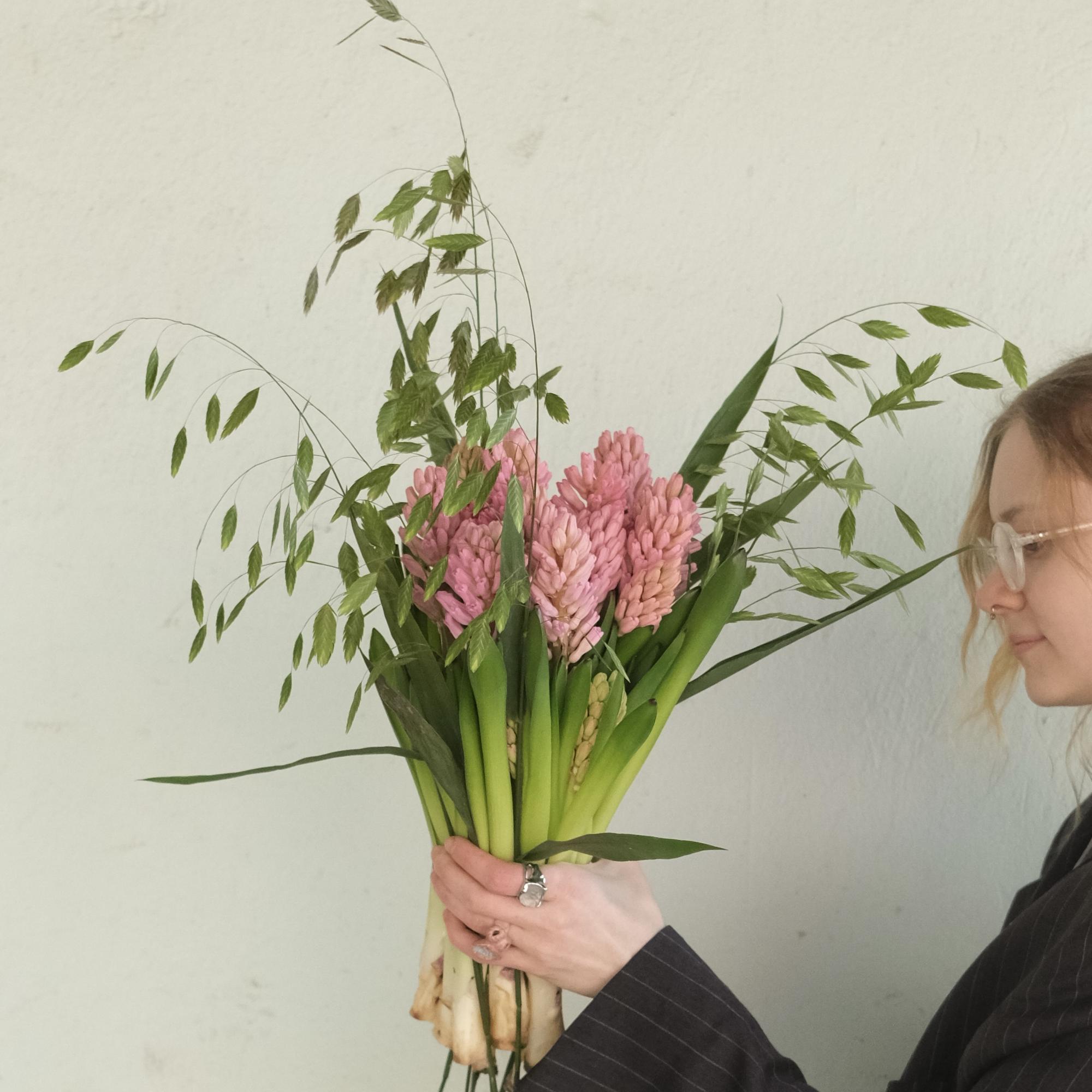 Гиацинты и травы