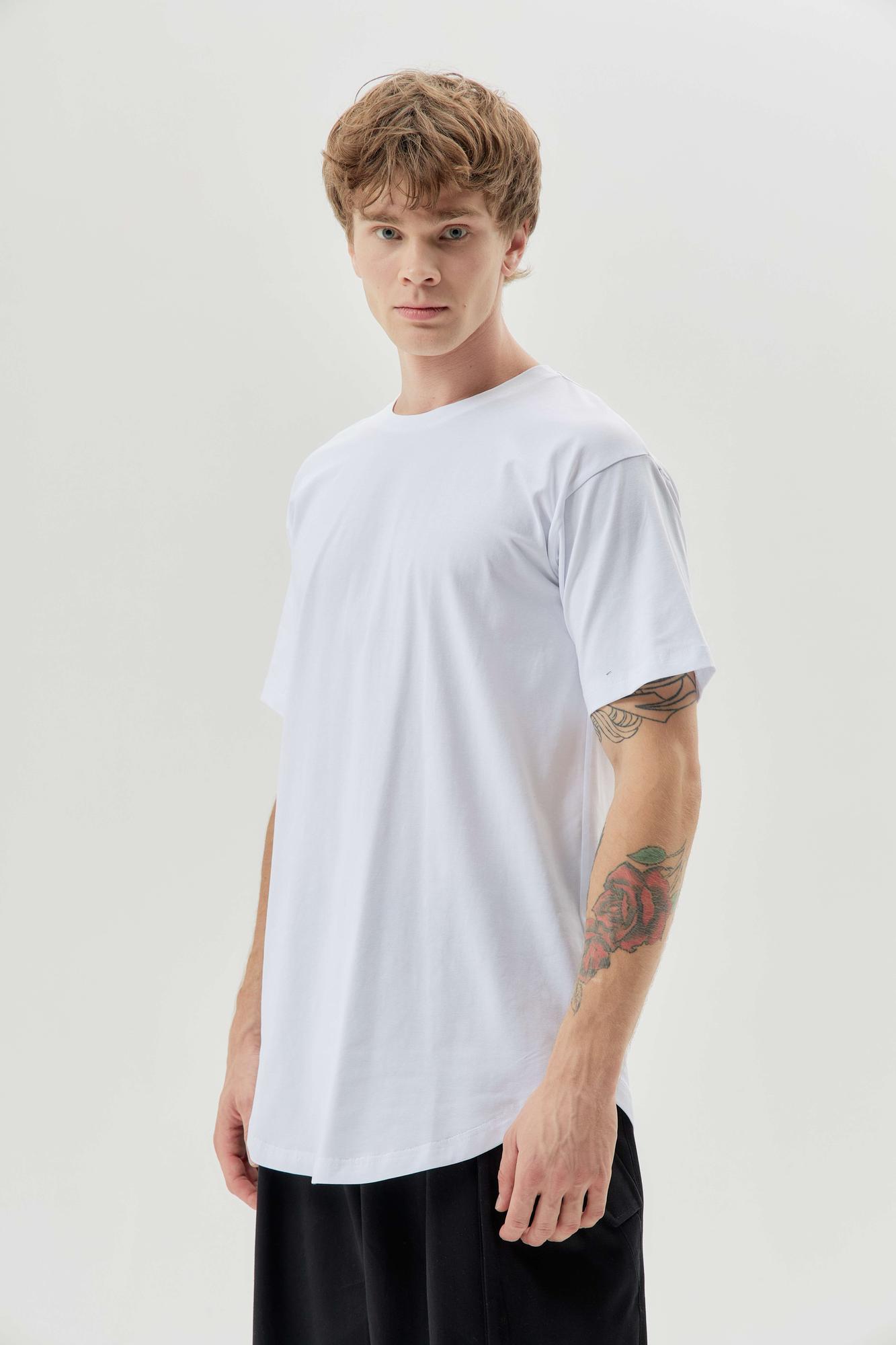 Футболка с круглым низом