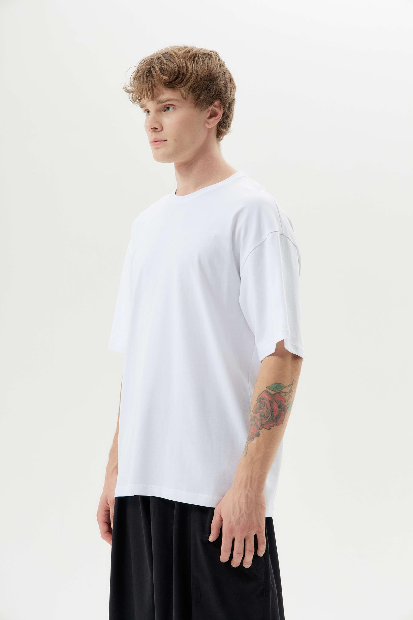 Футболка оверсайз белая