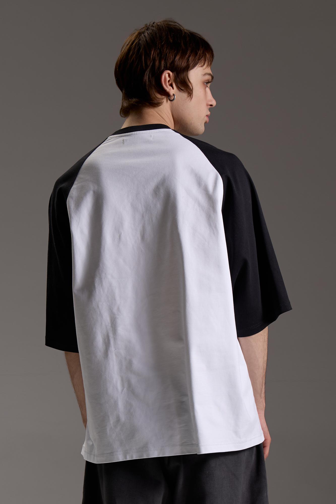 Футболка реглан