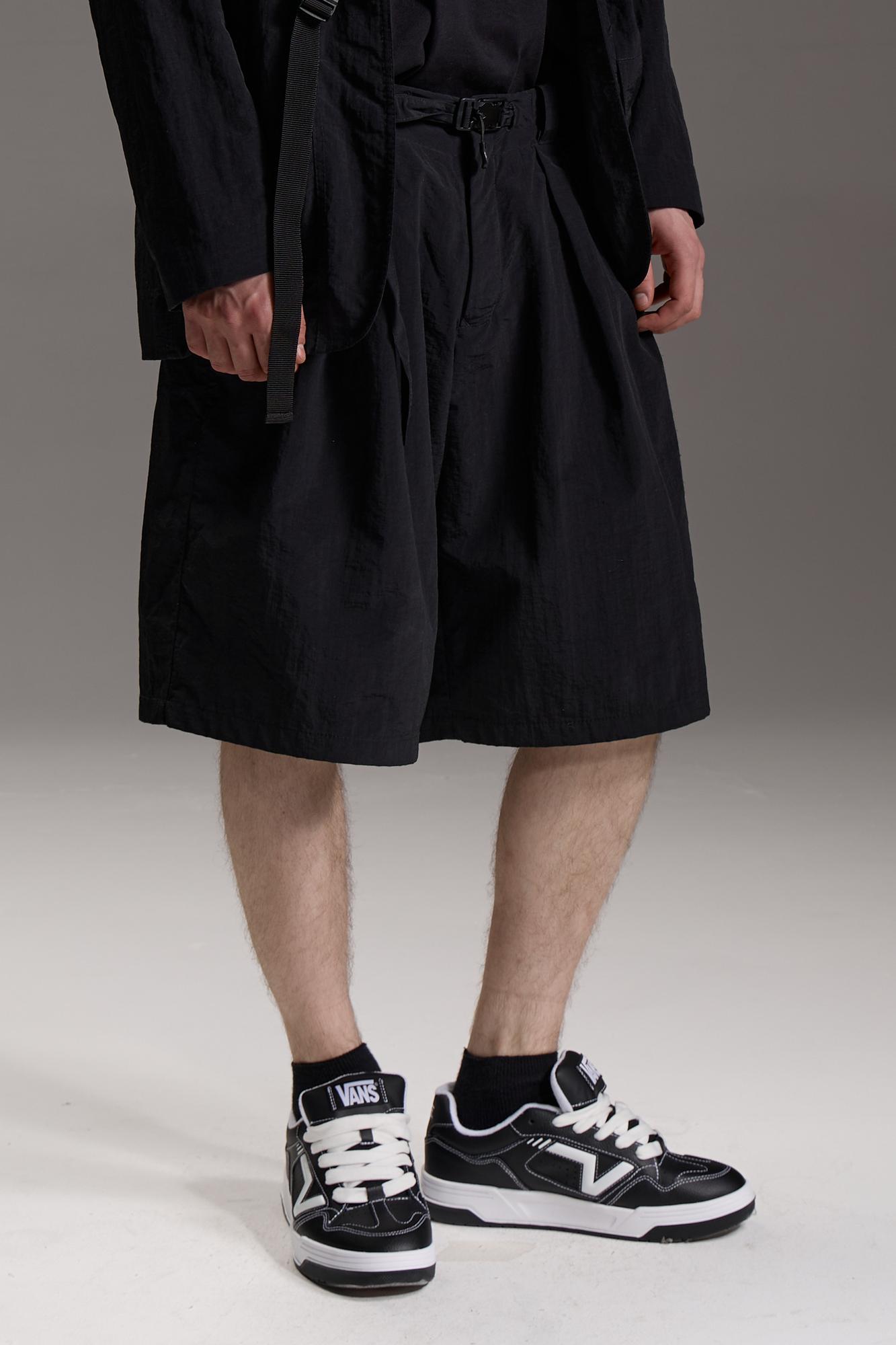 Шорты из плащевой ткани