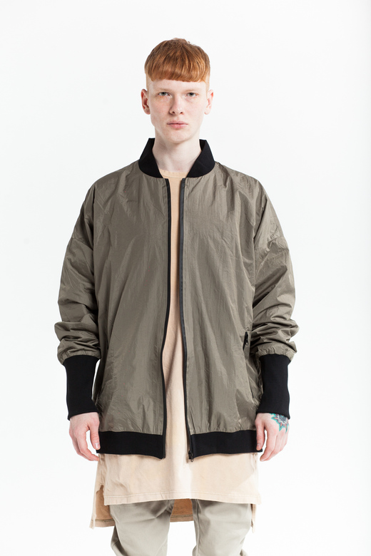 Куртка-бомбер