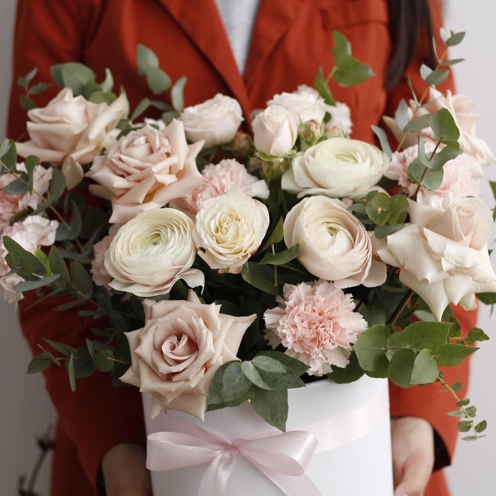 Нежный букет в коробке