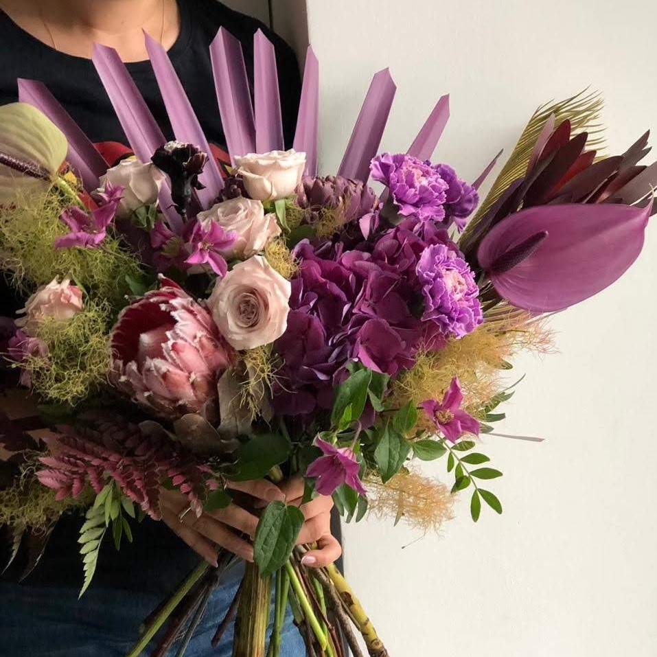 Фиолетовый букет с гортензией Уфа, Купить фиолетовый букет в Уфе.