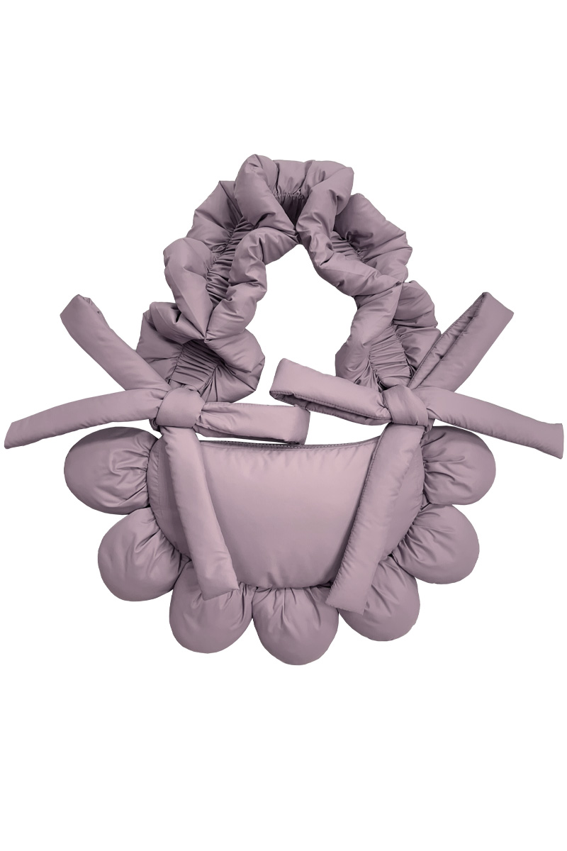 Сумка-цветок из сиреневой плащёвой ткани