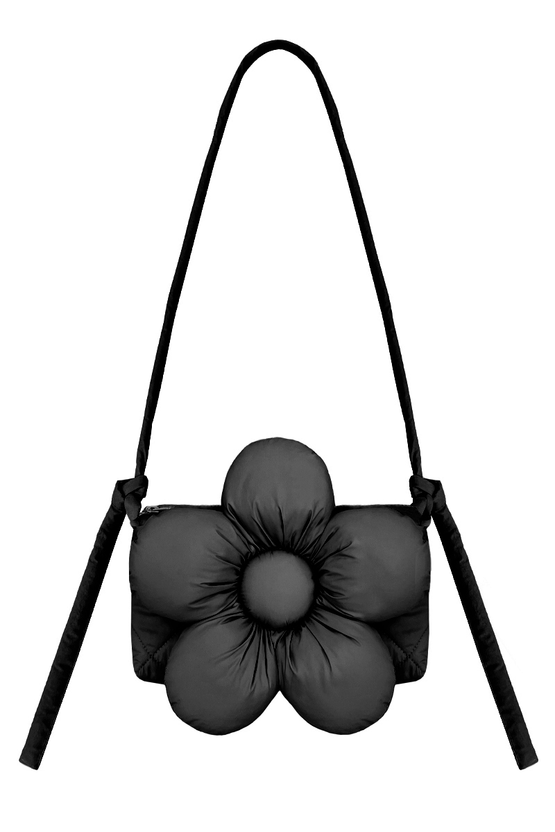 Сумка-багет из чёрной плащёвой ткани