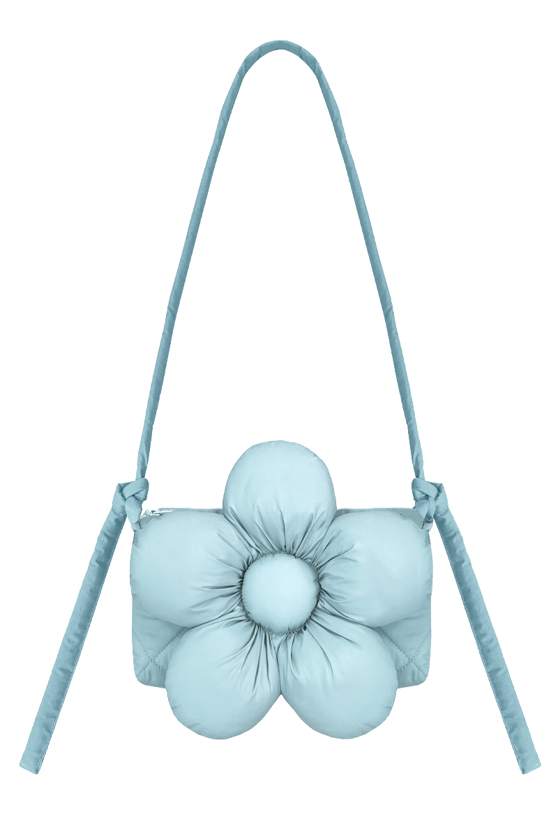 Сумка-багет из небесной плащёвой ткани