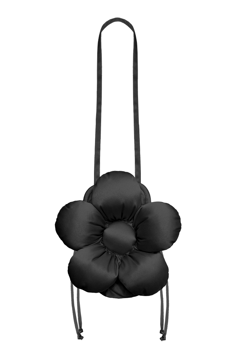 Сумка для телефона из чёрного атласа