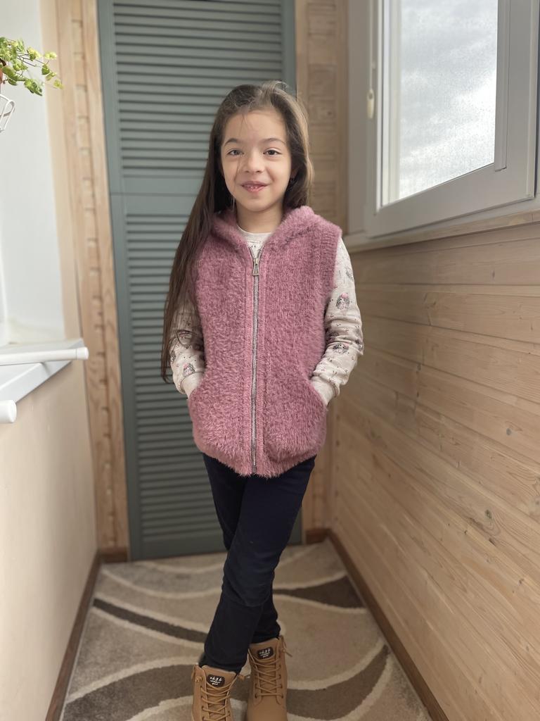 МК по вязанию спицами. Жилет "Пушистик"