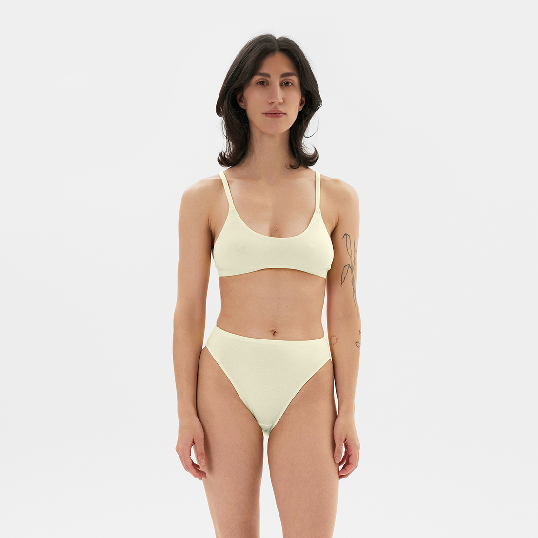 Трусы с вырезом на бедре Сливочное масло