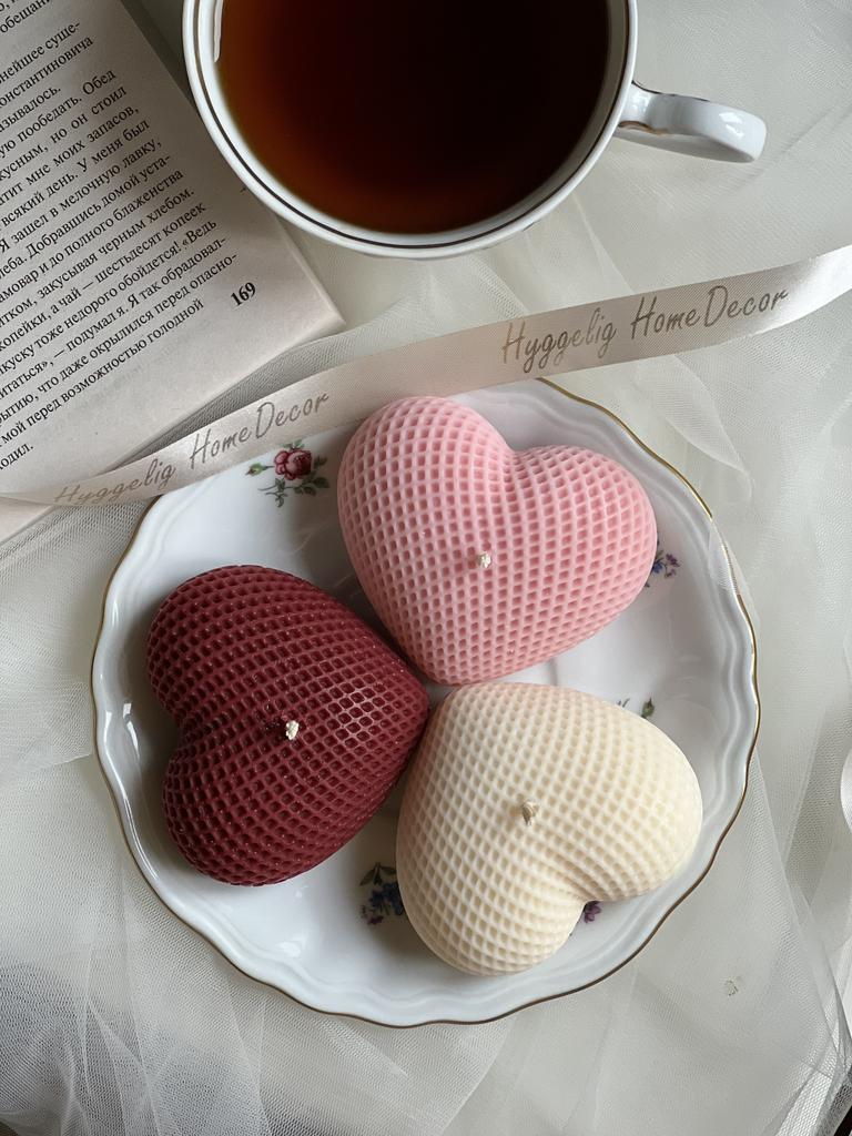 Свеча фигурная "Сердце текстурное"