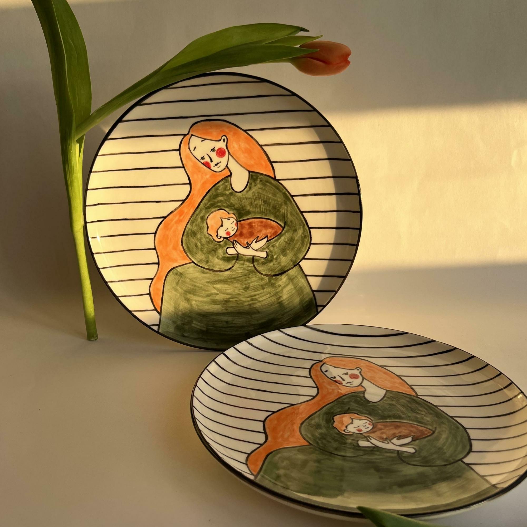 Тарелка "Матернство" №7