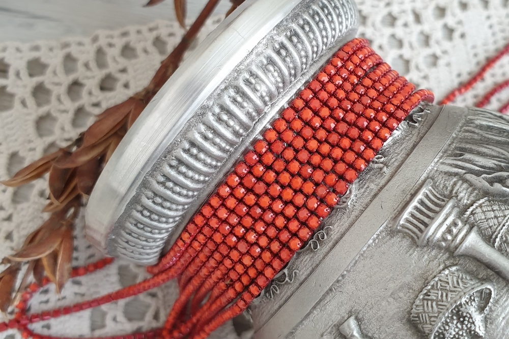 стразовая цепь