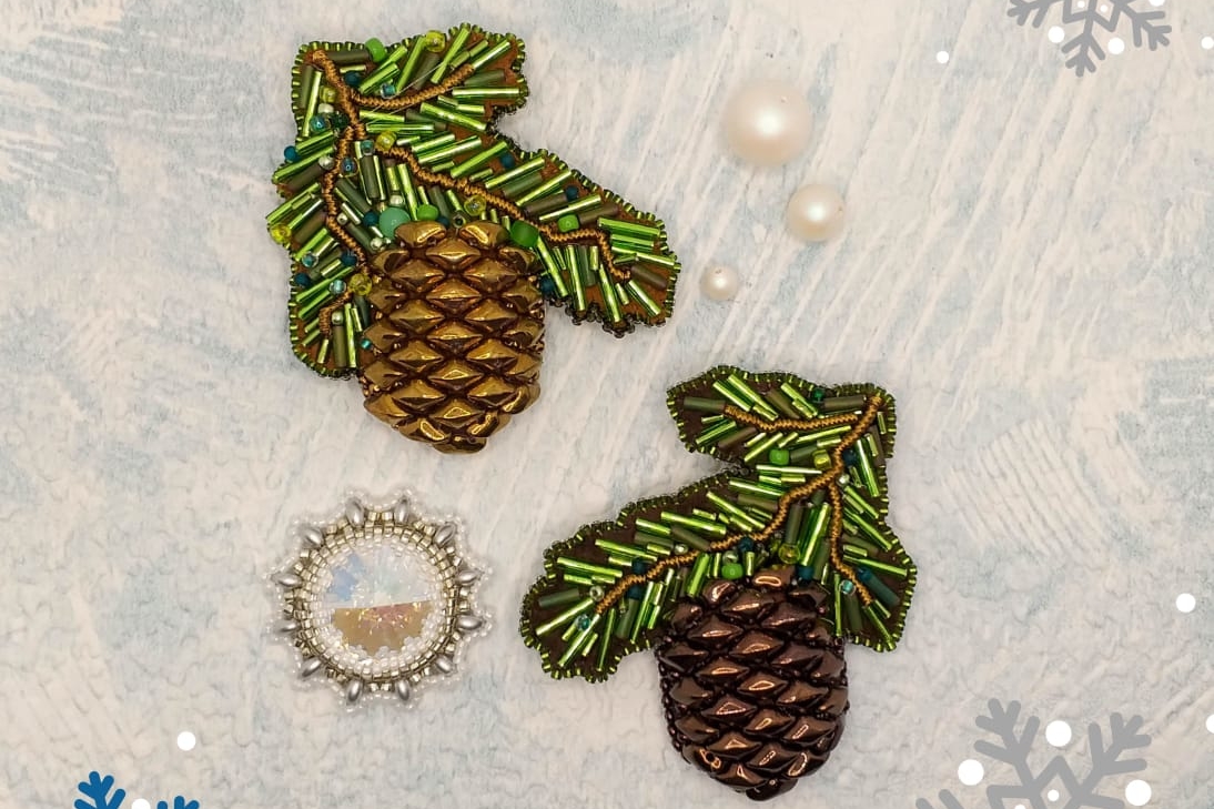 брошь шишка