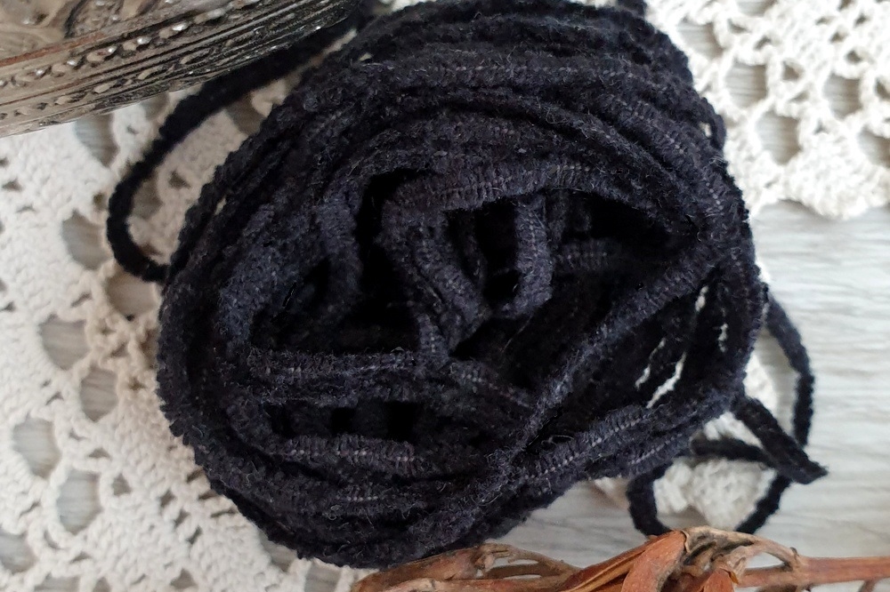 синель для вышивки