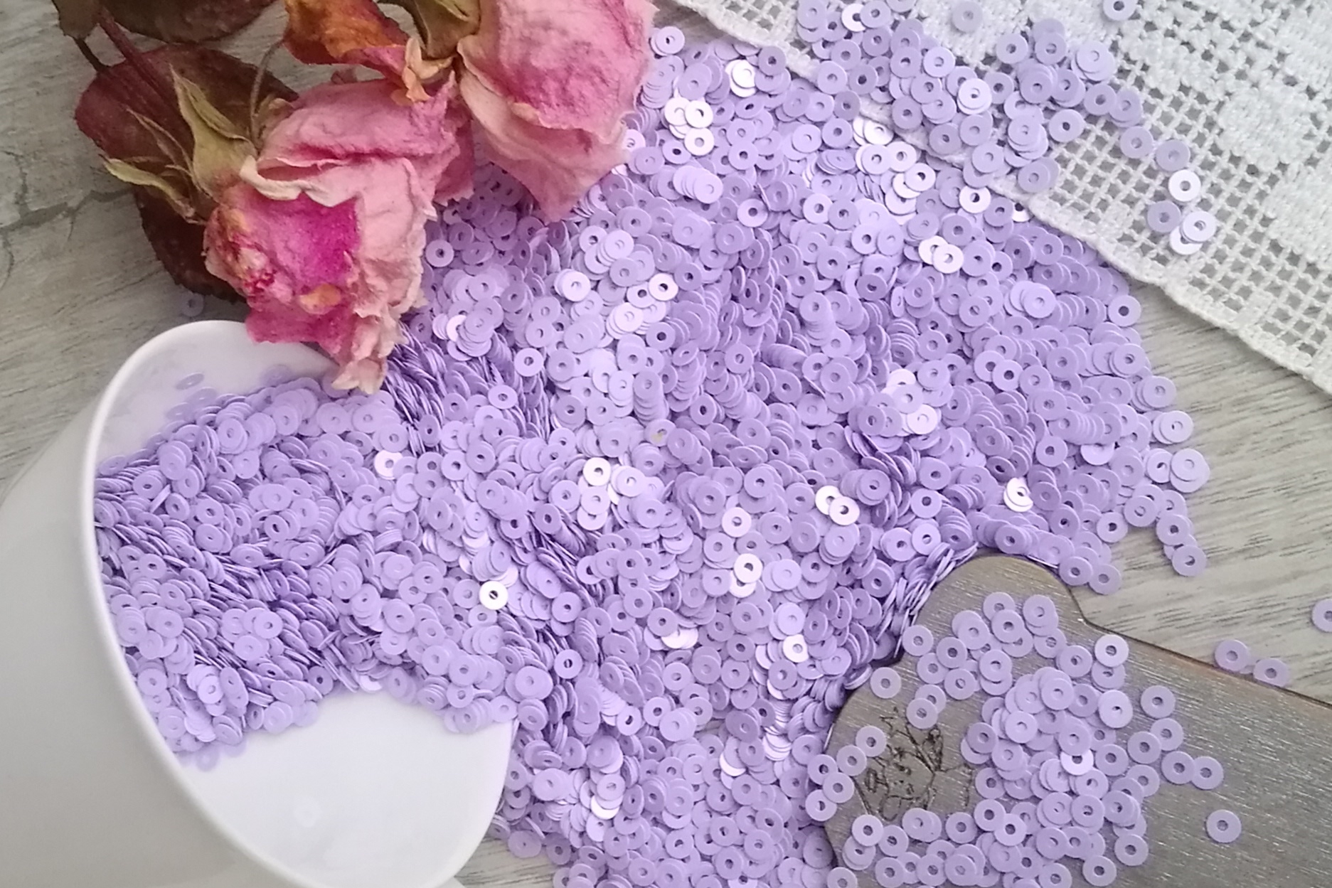 пайетки итальянские сиреневые 3 мм