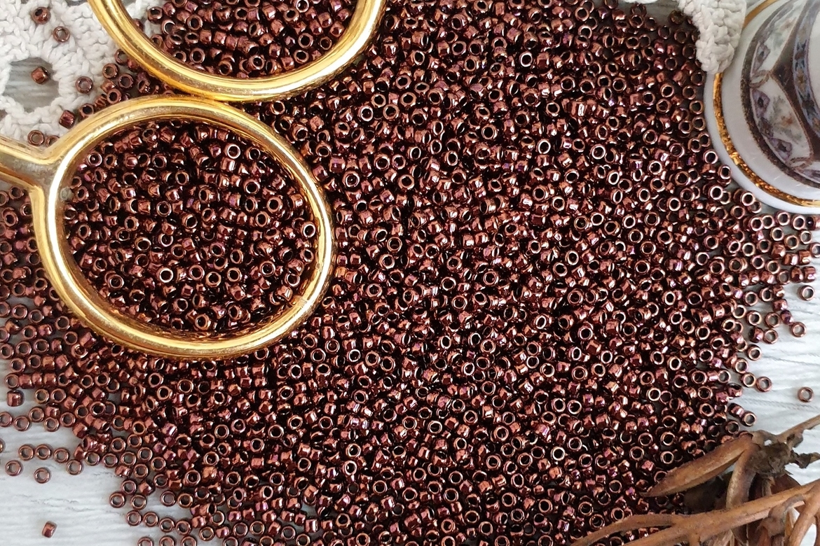 Бисер Toho 222