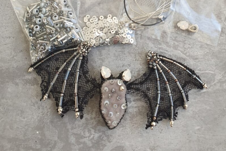 набор материалов летучая мышь