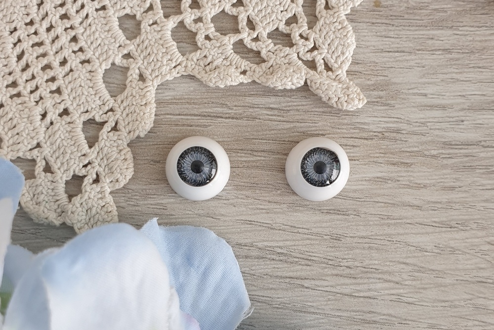 кабошоны глаза