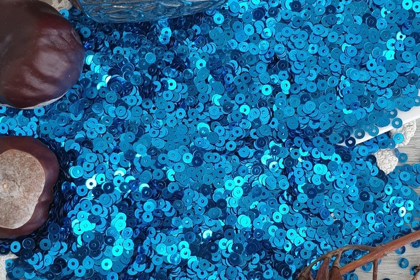 пайетки синие 3 мм