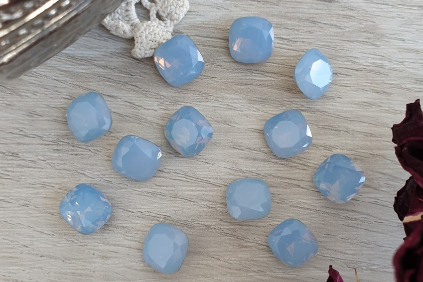 кристаллы для брошей