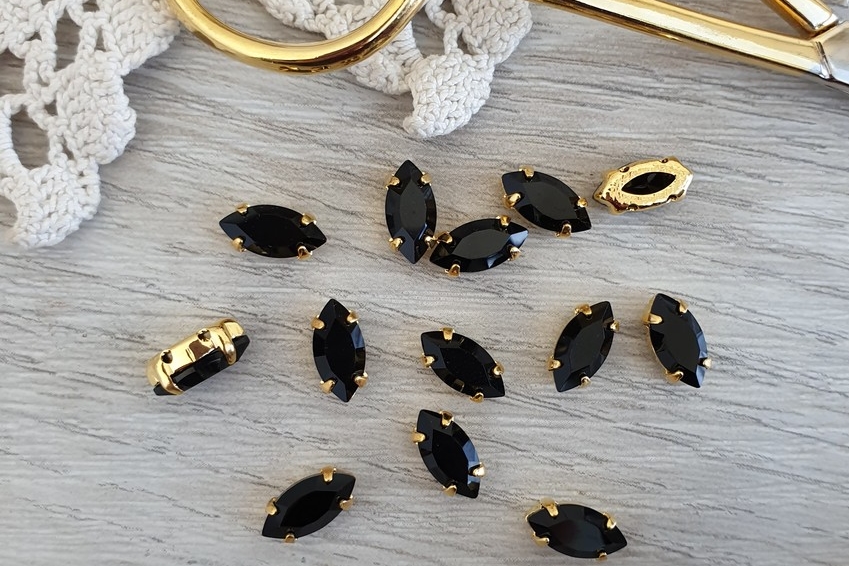 кристаллы наветты черные