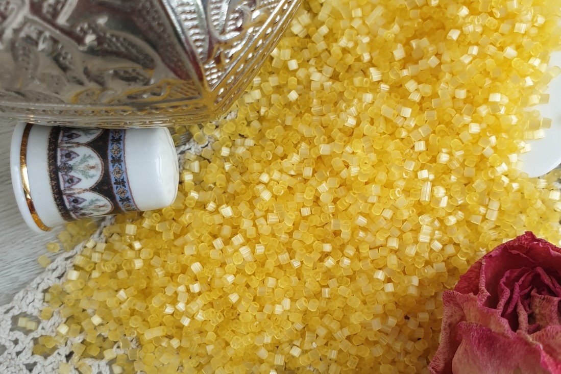 сатиновый бисер