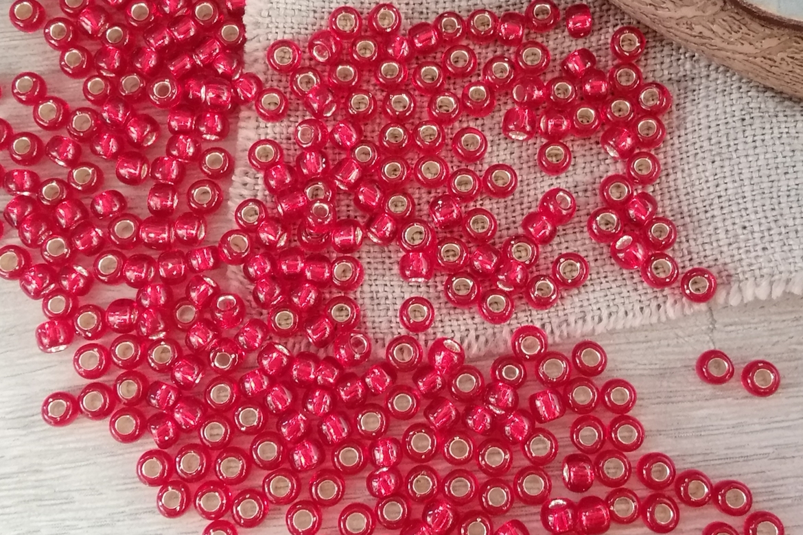 Бисер TOHO 6/0 (bt6r25c)