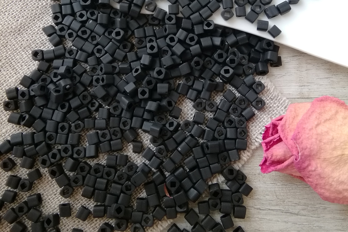 бисер японский toxo cube черный 0049f размер 3мм