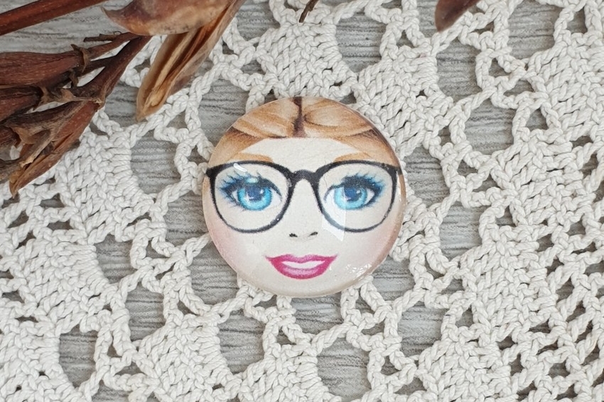 стеклянный кабошон матрешка