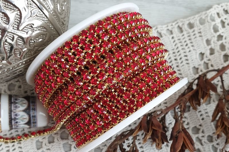 стразовая лента, жемчужная цепь