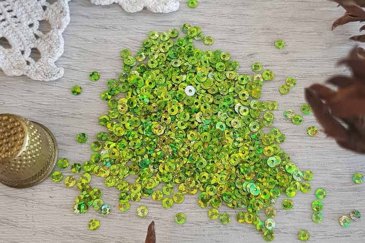 Пайетки зеленые, размер 3мм. Производство Ливан