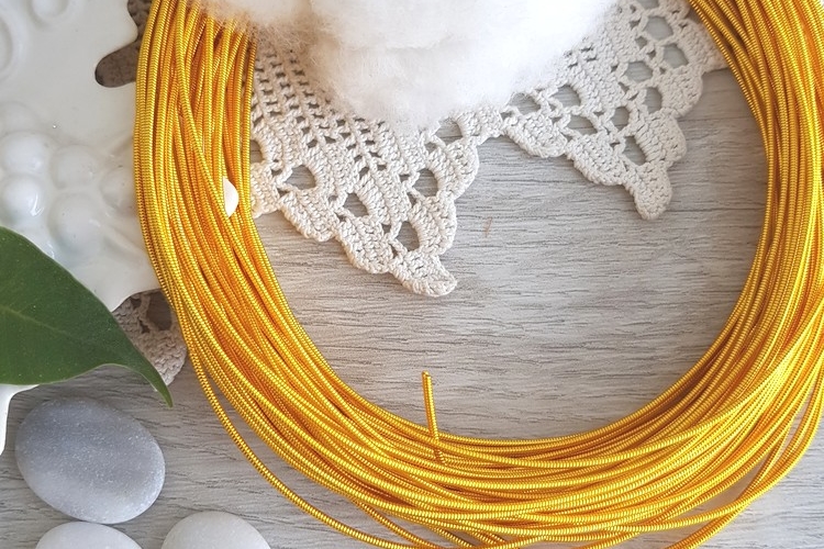 Канитель жесткая, золото. Размер 1,25мм